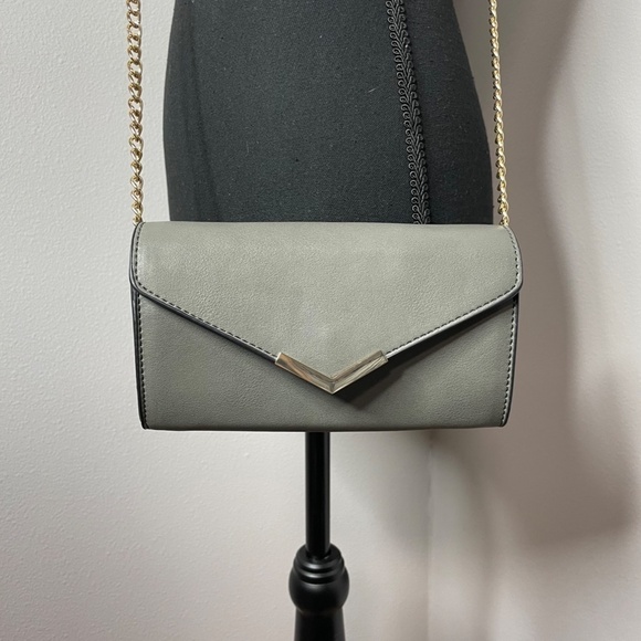 Urban Expressions Olive/Gray Crossbody - Picture 4 of 8